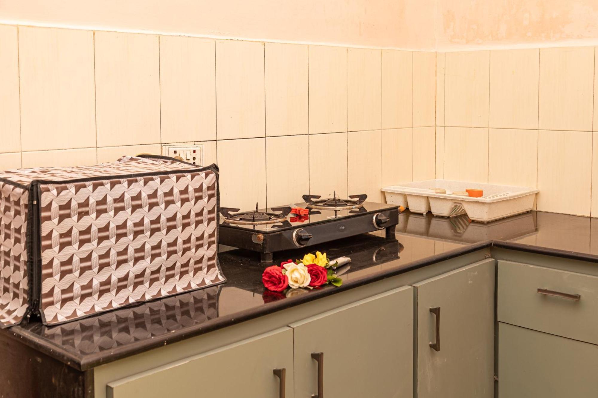 Bbn Serviced Apartment กาลังกูติ ภายนอก รูปภาพ